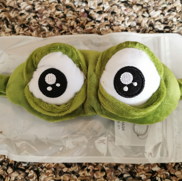 3/$45 Brand new cute frog eye mask - Picture 3 of 3